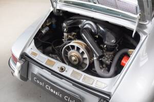 Image 33/34 of Porsche 911 2.0 S (1966)