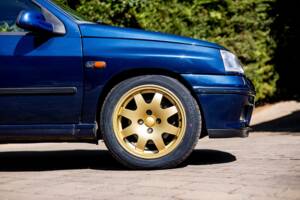Imagen 7/48 de Renault Clio I Williams (1993)