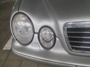 Bild 3/14 von Mercedes-Benz CLK 320 (1999)