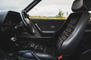 Bild 25/50 von Opel Manta 400 2,4 (1983)