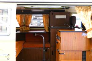 Afbeelding 14/36 van Volkswagen T2b Westfalia (1974)