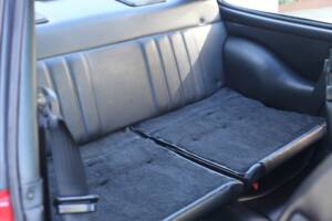 Afbeelding 17/50 van Porsche 911 Carrera 3.2 (1988)
