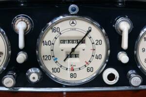 Image 22/50 of Mercedes-Benz 320 Cabriolet B (1939)