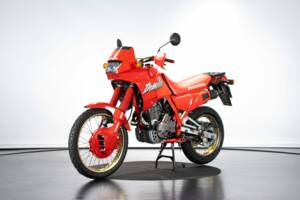 Image 8/50 de Honda NX 650 Dominator (1990)