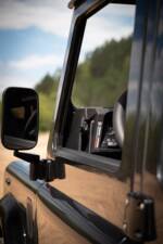 Image 23/41 of Land Rover Defender 110 (1992)