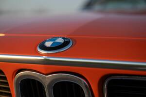 Image 18/31 of BMW 3.0 CSi (1975)