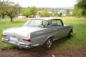 Image 5/18 of Mercedes-Benz 250 SE (1967)