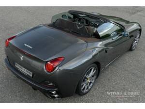 Obraz 13/39 pojazdu Ferrari California (2009)
