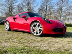 Image 1/18 of Alfa Romeo 4C (2015)