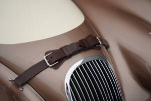 Image 39/50 of Jaguar XK 120 OTS (1950)