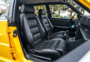 Image 24/27 of Lancia Delta HF Integrale Evoluzione I (1992)