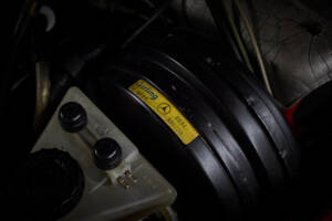 Image 71/89 of Mercedes-Benz 560 SL (1986)