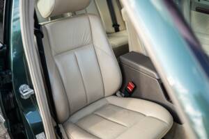 Bild 43/74 von Mercedes-Benz C 280 (1993)