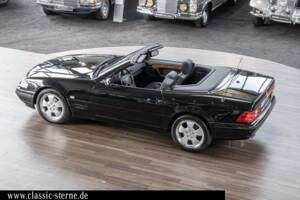 Immagine 10/15 di Mercedes-Benz SL 320 (2001)