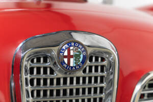 Bild 45/77 von Alfa Romeo 2000 Spider (1961)