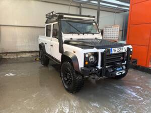 Afbeelding 30/73 van Land Rover Defender 110 (2005)