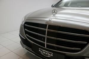 Bild 16/22 von Mercedes-Benz S 500 4MATIC (2021)