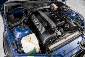 Bild 42/50 von BMW Z3 2.0 (2000)