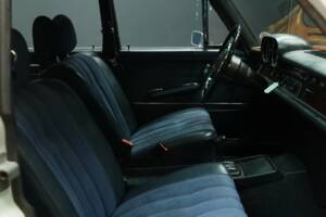 Bild 28/50 von Mercedes-Benz 280 SE (1970)