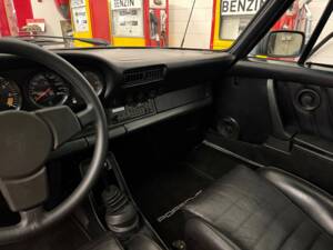 Bild 9/17 von Porsche 911 SC 3.0 (1983)