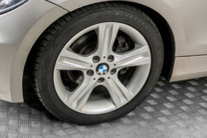 Image 23/50 of BMW 125i (2008)