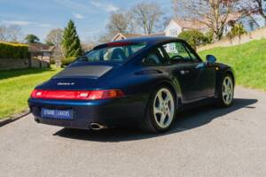 Image 7/52 of Porsche 911 Carrera 4 (1997)