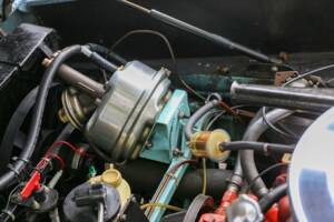 Image 44/50 of Gordon-Keeble GT (1964)