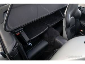 Bild 28/30 von Porsche 911 Carrera (2003)