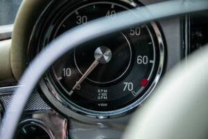 Image 14/35 of Mercedes-Benz 280 SL (1969)