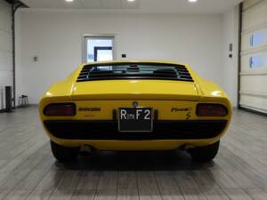 Bild 3/15 von Lamborghini Miura P 400 S (1970)