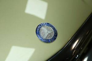 Imagen 48/50 de Mercedes-Benz 380 SL (1984)