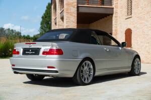 Obraz 7/50 pojazdu BMW 320Ci (2001)