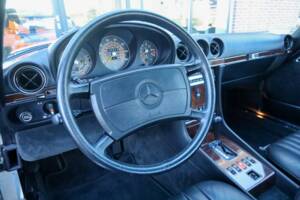 Bild 15/50 von Mercedes-Benz 560 SL (1987)
