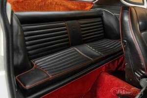 Image 16/19 of Volvo 1800 S (1965)