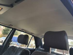 Bild 15/27 von Mercedes-Benz 230 E (1983)