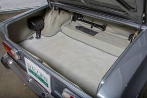 Image 19/23 of Alfa Romeo Giulia 1600 Super Biscione (1970)