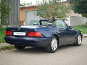 Image 4/35 de Mercedes-Benz SL 320 (1996)