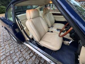 Bild 24/33 von Aston Martin V8 EFi (1986)