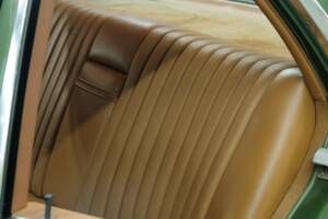 Image 41/50 de Mercedes-Benz 350 SE (1975)