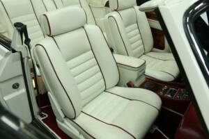 Image 27/50 of Rolls-Royce Corniche III (1991)