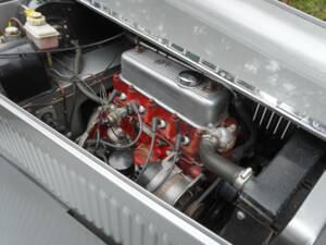 Image 17/18 of NG TF 1800 (2002)