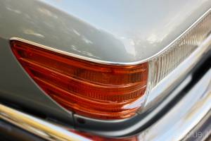 Image 19/48 of Mercedes-Benz 500 SL (1983)