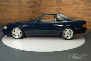 Immagine 4/7 di Mercedes-Benz 300 SL (1993)