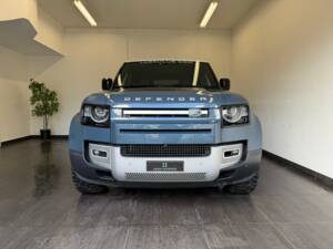 Image 3/25 of Land Rover Defender 110 D300 AWD (2022)