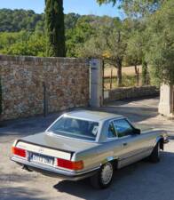 Image 1/24 of Mercedes-Benz 500 SL (1985)