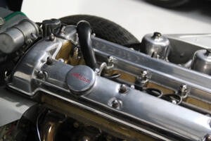 Bild 37/39 von Jaguar E-Type 4.2 (1966)