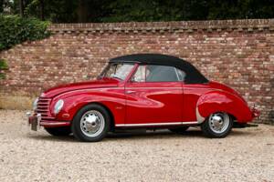 Image 18/50 of DKW Sonderklasse (1954)