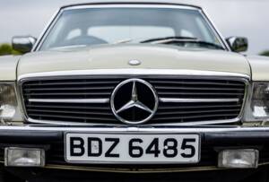 Afbeelding 17/45 van Mercedes-Benz 450 SL (1980)