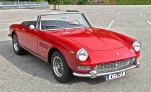 Image 14/50 of Ferrari 275 GTS (1965)