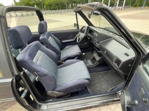 Afbeelding 33/75 van Volkswagen Golf I Cabrio 1.8 (1991)